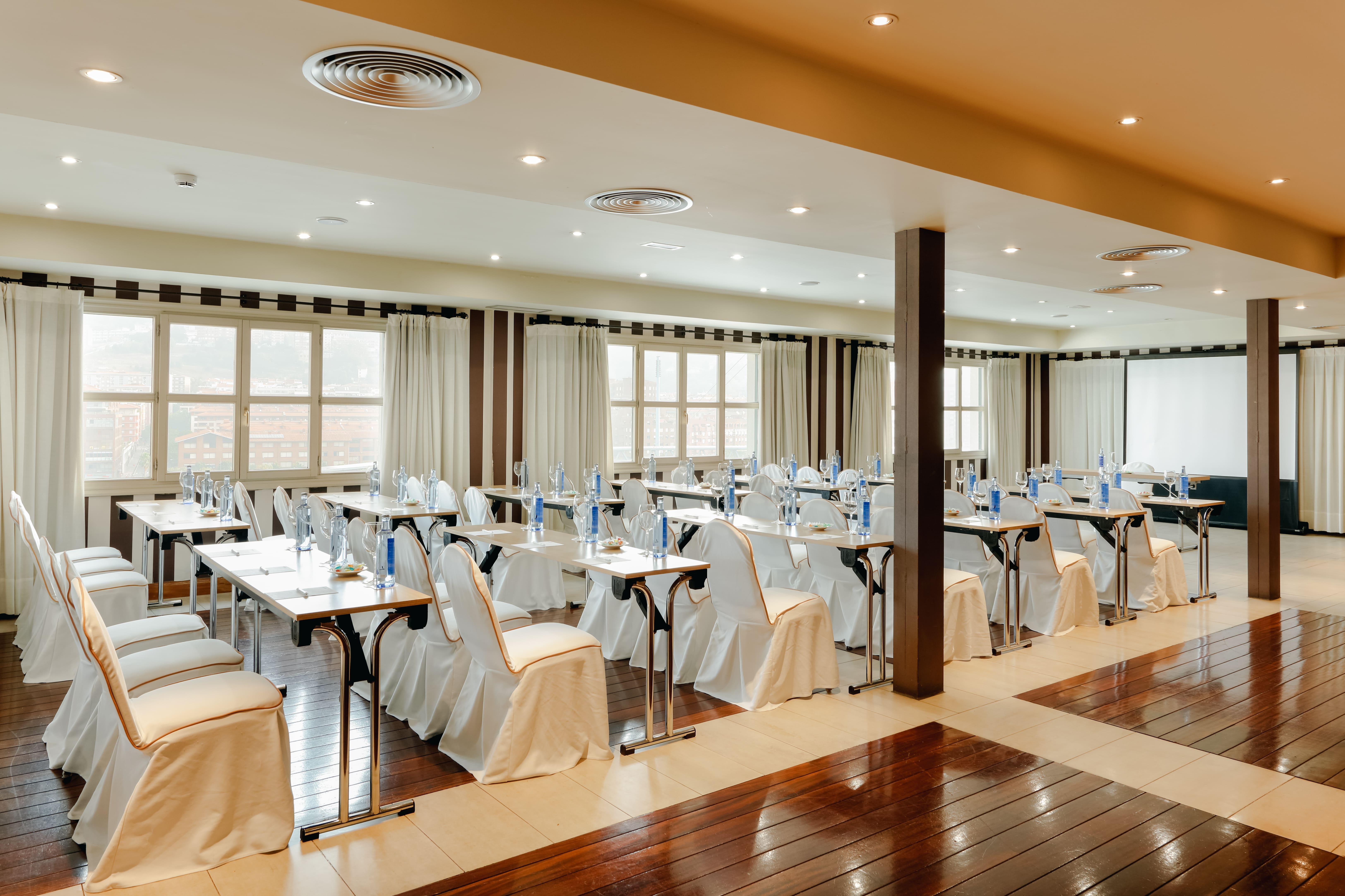 Abba Euskalduna Hotel Bilbao Bagian luar foto
