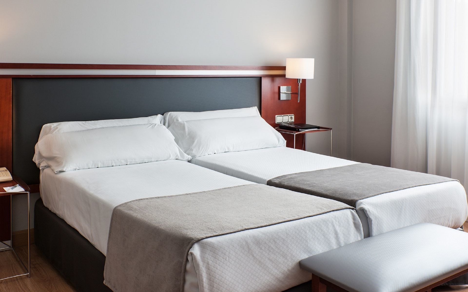 Abba Euskalduna Hotel Bilbao Bagian luar foto